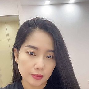 Sunny escort in  offers Sex în Diferite Poziţii services
