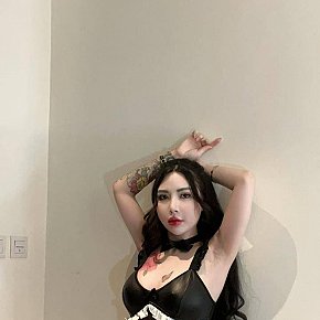 Yui-Mikami Super-culo escort in Dubai offers Bacio alla francese services