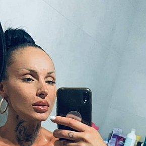 Betty-CZ escort in Bratislava