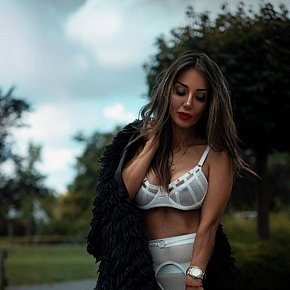 Taylor-Ty Madura escort in Amsterdam offers Massagem erótica services