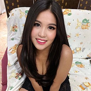 Newnew escort in Muscat