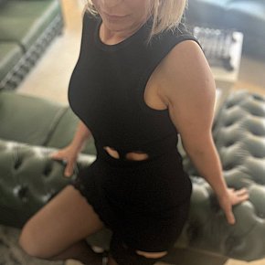 Sylvie Madura escort in Gent offers Strip-tease /Dança de mesa services