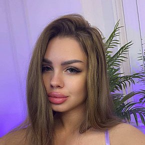 Kira Modelo/Ex-modelo escort in Bucharest offers Lingerie services