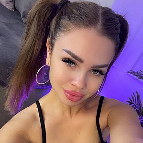 Kira Modelo/Ex-modelo escort in Bucharest offers Lingerie services
