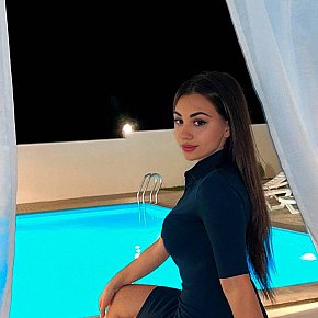 Denise escort in Dubai offers Pompino senza preservativo services