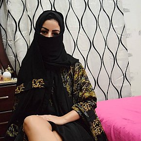 Muna Vip Escort escort in  offers Zungenanal (passiv) services