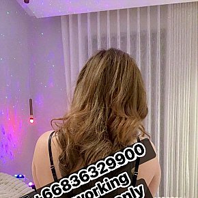 Mickey escort in Riyadh offers Sexo en diferentes posturas
 services