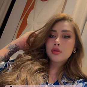 Mickey escort in Riyadh offers Zungenküsse services