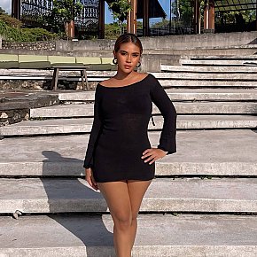 Laura escort in Kuta Bali offers Sexo em diferentes posições services
