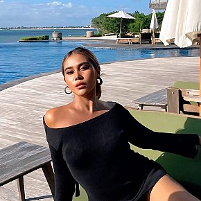 Laura escort in Kuta Bali offers Sexo em diferentes posições services