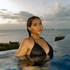Laura escort in Kuta Bali offers Sexo em diferentes posições services