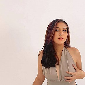 Laura escort in Kuta Bali offers Sexo em diferentes posições services