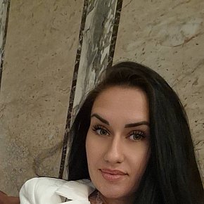 Sweet-Ella Natürlich escort in Bucharest offers Sex in versch. Positionen services