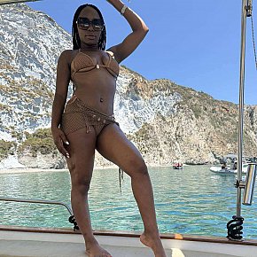 Naomi-Massaggi-Olistici escort in Rome offers Sauna services