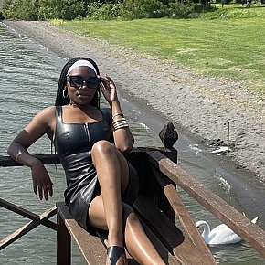 Dea-Naomi-Black-Tantra escort in Rome offers Faz de conta e fantasias services