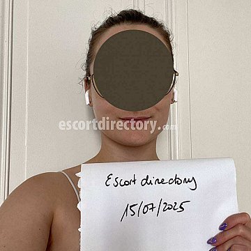 Lea-Des-Sacres Piccolina escort in Reims offers Pompino senza preservativo services
