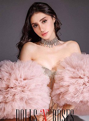 River All Natural
 escort in London offers Girlfriend Experience (GFE) services