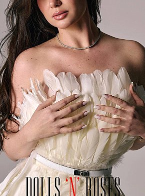 lottie Entièrement Naturelle escort in  offers Sexe anal services