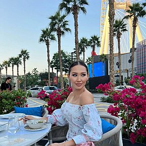 Emma Super Busty
 escort in Dubai offers Dirtytalk services