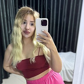 Lunelle Mignonă escort in Dubai offers Sex în Diferite Poziţii services