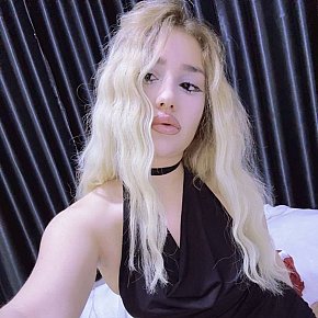 Lunelle Mignonă escort in Dubai offers Sex în Diferite Poziţii services