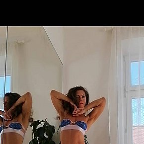 Shemovesquietly Cu Puțini Clienți escort in Wien