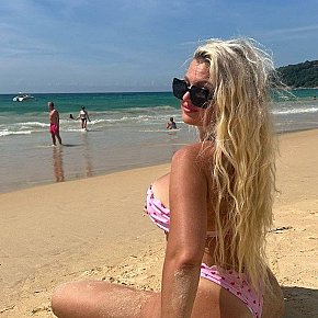 Olivia Super Gros Seins escort in Riyadh offers Sexe anal services