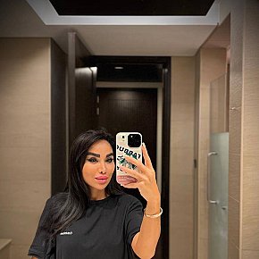 Leighton Deportista escort in Dubai offers Striptease/Lapdance services