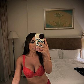 Leighton Deportista escort in Dubai offers Striptease/Lapdance services