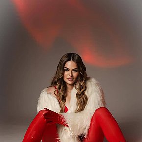 Emery Vip Escort escort in Dubai offers Hablar sucio
 services