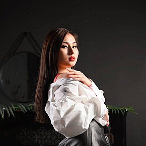 Bella Vip Escort escort in  offers 69 Position services