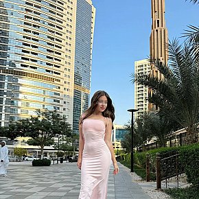 Ruby Piccolina escort in Dubai offers Sborrata sull corpo services