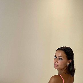 Evie Vip Escort escort in Dubai offers Feticismo Piedi services