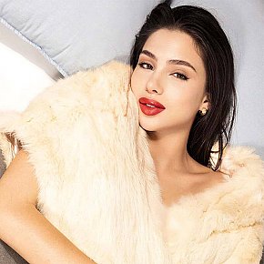 Kiara All Natural
 escort in Singapore City offers Girlfriend Experience (GFE) services