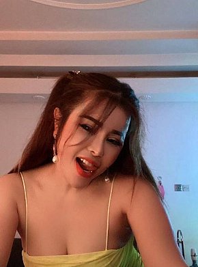 Lyna escort in  offers Massage érotique services