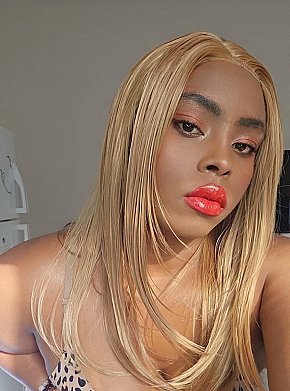 Vera-Sidika escort in Riyadh offers Erotische Massage services