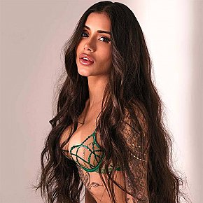 Catriona Completamente Naturale escort in London offers Girlfriend Experience (GFE) services