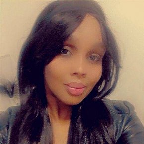 Suesue Entièrement Naturelle escort in 