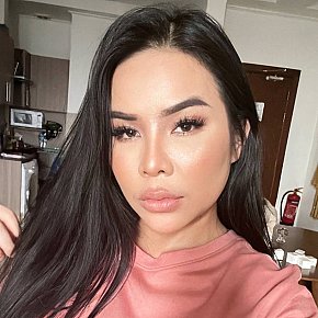 Nadear performs Erotische Massage, escort in Manama