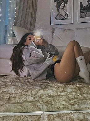 Miss-B escort in Hong Kong