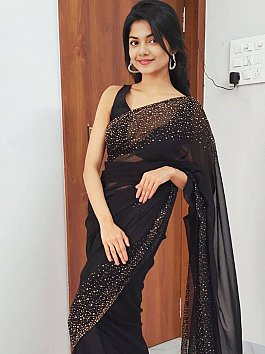 Zoya
