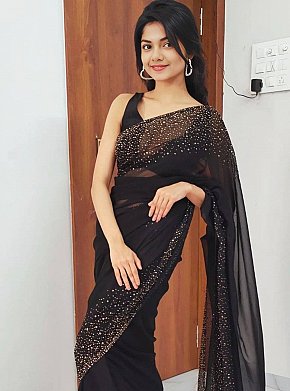 Zoya Petite
 escort in Mumbai