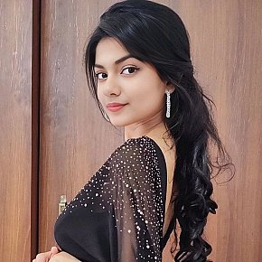 Zoya Petite
 escort in Mumbai