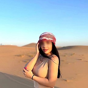 Elysia Großer Hintern escort in Dubai offers Körperbesamung services
