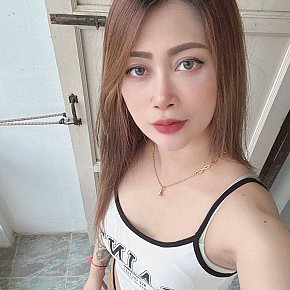 Coco escort in Doha offers Servizio doccia services