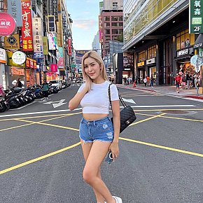 Lexie Superpeituda escort in Makati