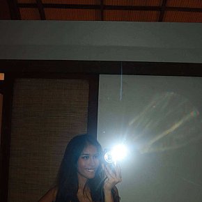 Juliana escort in Manila