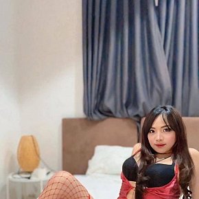 Candy escort in Mumbai offers Girlfriend Experience (GFE) services