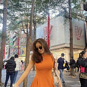 Eka escort in Singapore City
