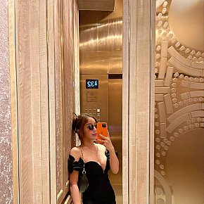 Eka escort in Singapore City